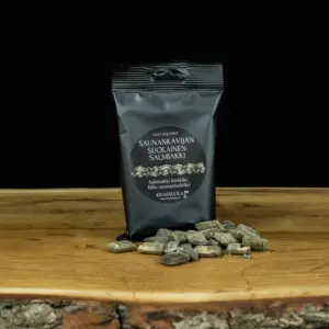 Kiuassuola™ Saunankävijän suolainen salmiakki 80g Kiuassuola™ Saunankävijän suolainen salmiakki 80g
